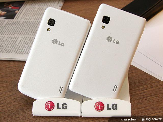 LG新機齊登台 L7II、L5II、Duet+、Duet四月推出 LG新機齊登台 L7II、L5II、Duet+、Duet四月推出