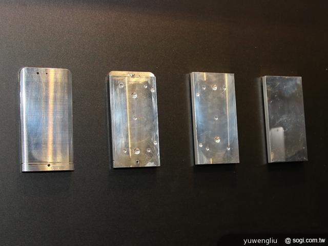 華碩PadFone Infinity登台 四電信同賣32G單機20990