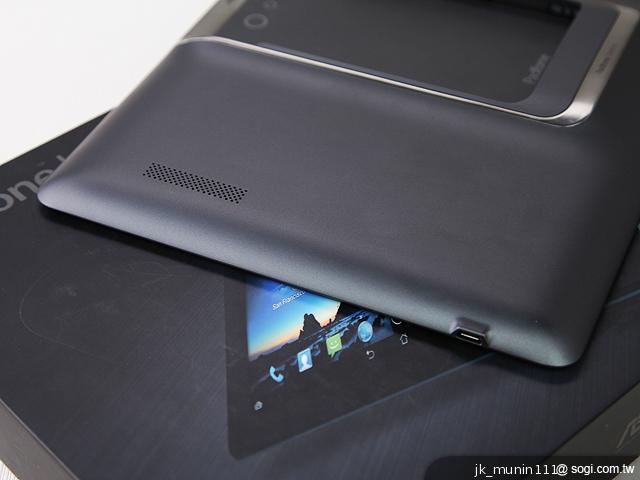 華碩Padfone Infinity變形手機 五吋全鋁機身賞