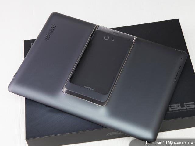 華碩Padfone Infinity變形手機 五吋全鋁機身賞