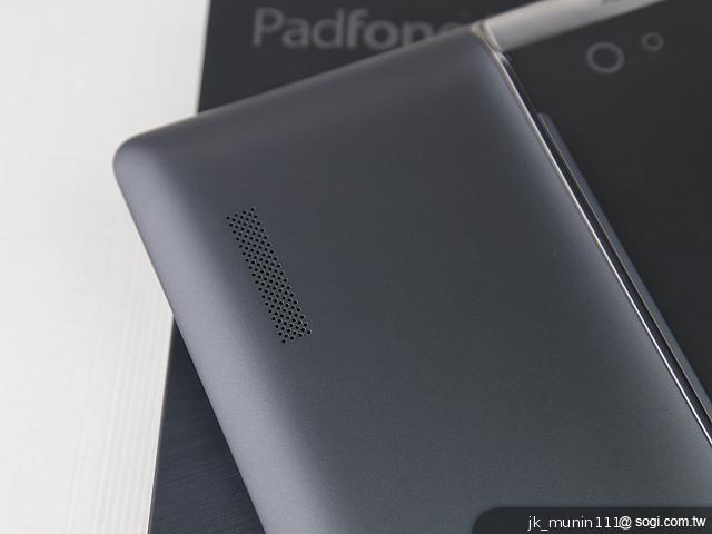 華碩Padfone Infinity變形手機 五吋全鋁機身賞