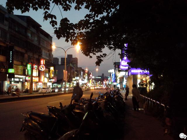 解析三星GALAXY Note 8.0 中尺寸四核平板電腦