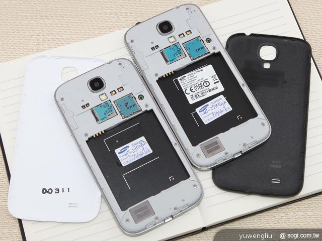 三星GALAXY S4 i9500黑白雙色外型圖賞