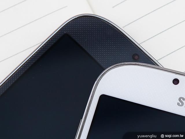 三星GALAXY S4 i9500黑白雙色外型圖賞