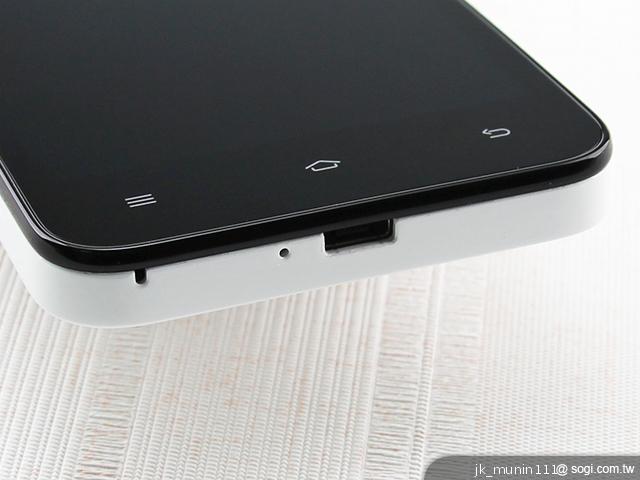 平價旗艦機皇升級版 台版小米手機2S評測