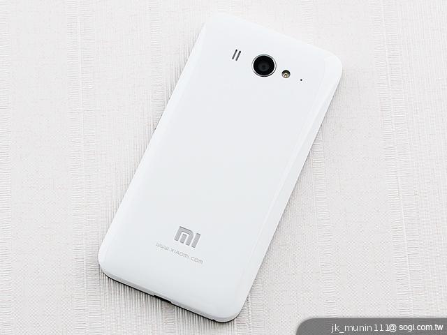 平價旗艦機皇升級版 台版小米手機2S評測