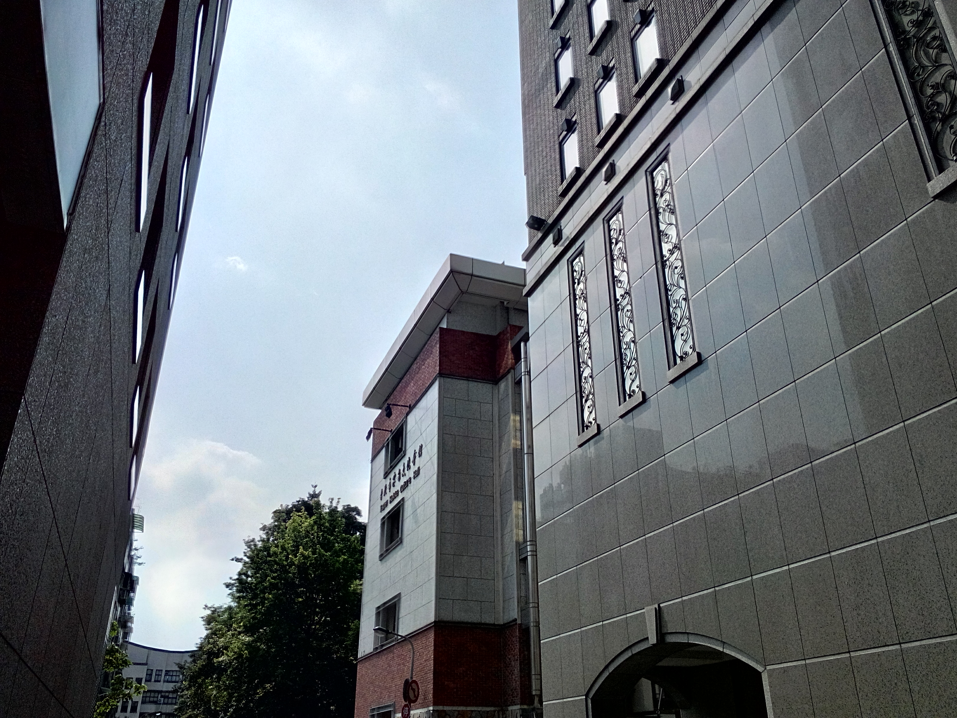 G-PLUS GN708W雙卡、四核心 平價登場！