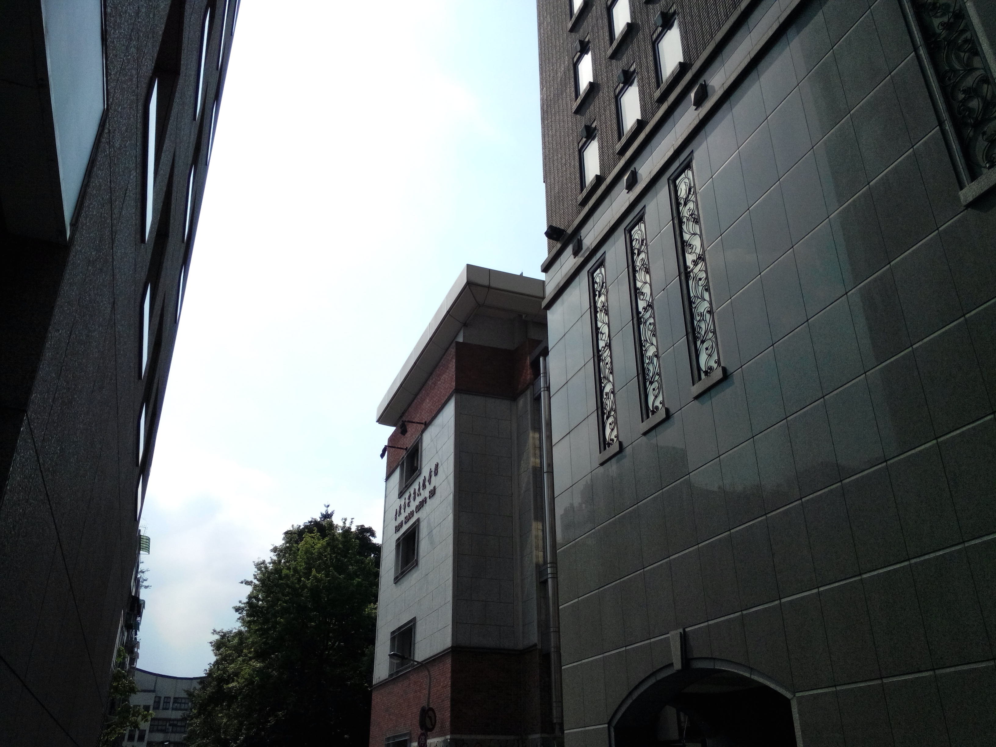 G-PLUS GN708W雙卡、四核心 平價登場！