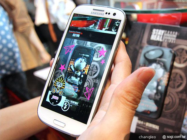 遠傳西門電信潮店 跨界與潮牌STAYREAL合作