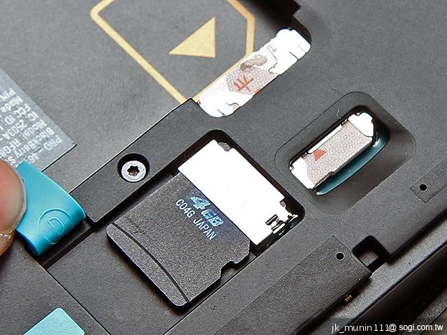 BlackBerry Z10輕鬆「Flow」、隨時「Hub」