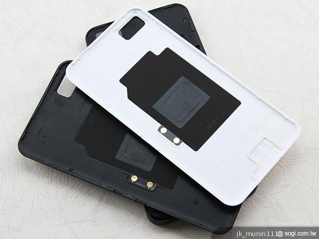 BlackBerry Z10輕鬆「Flow」、隨時「Hub」