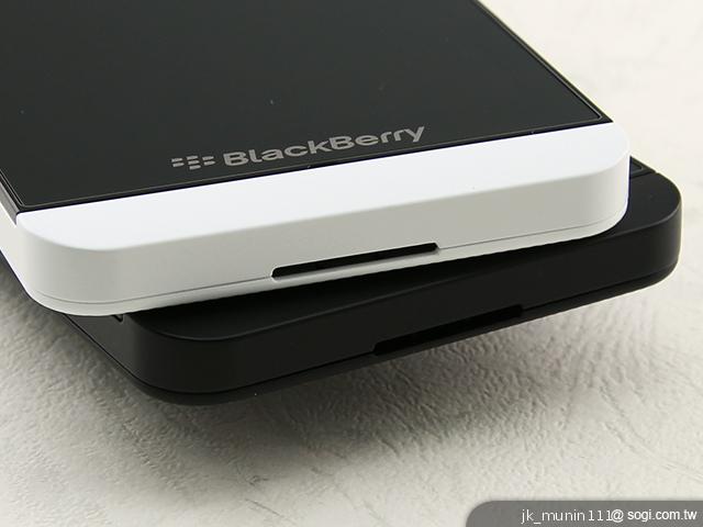 BlackBerry Z10輕鬆「Flow」、隨時「Hub」