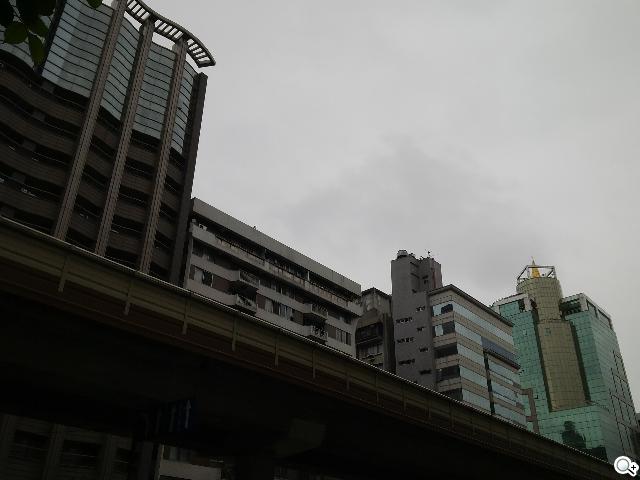 BlackBerry Z10輕鬆「Flow」、隨時「Hub」