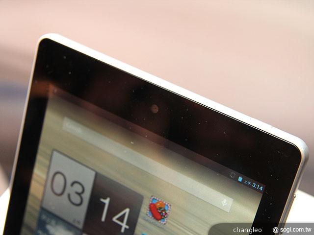 宏碁推平價四核平板Iconia A1與觸控筆電Aspire P3/R7