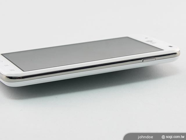 LG Optimus L7 II Duet+內外兼修的平價雙卡機