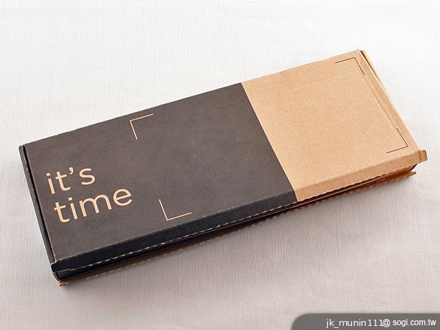 Pebble Watch智慧手錶 搭Xperia ZL也很速配！