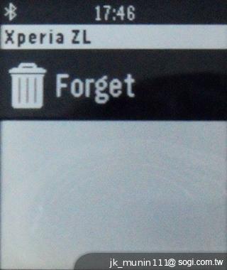 Pebble Watch智慧手錶 搭Xperia ZL也很速配！