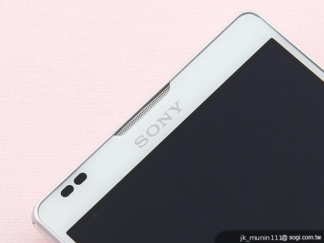 手感絕佳的索尼5吋旗艦機皇 Sony Xperia ZL