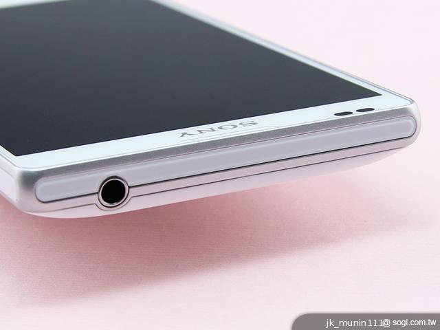 手感絕佳的索尼5吋旗艦機皇 Sony Xperia ZL