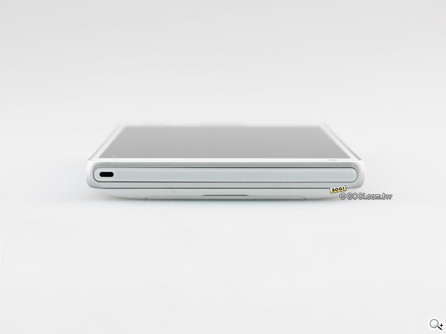 手感絕佳的索尼5吋旗艦機皇 Sony Xperia ZL