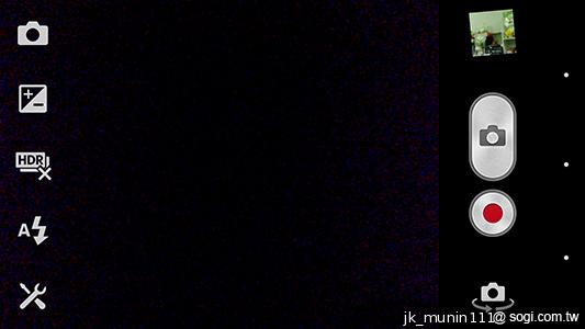 手感絕佳的索尼5吋旗艦機皇 Sony Xperia ZL