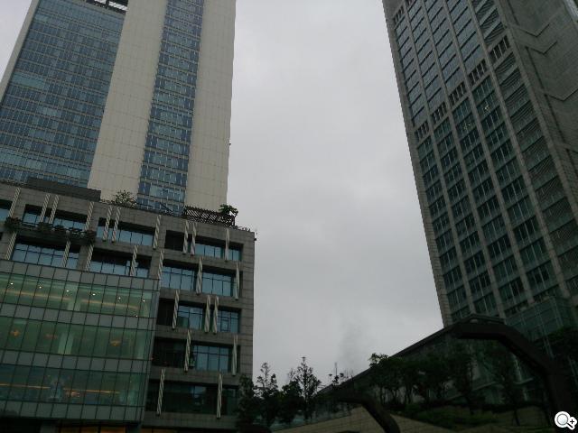 手感絕佳的索尼5吋旗艦機皇 Sony Xperia ZL