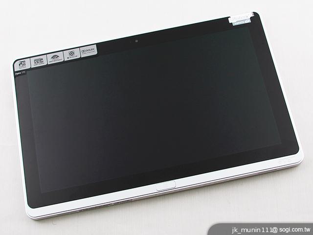 Acer Aspire P3觸打雙用 筆電、平板功能集一身