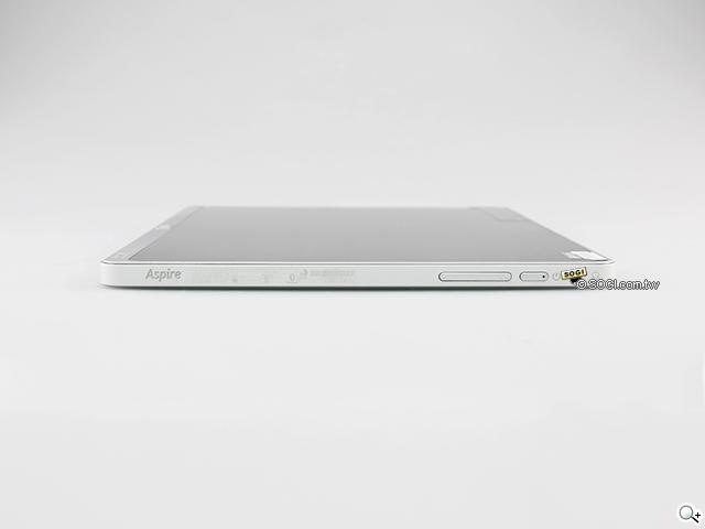 Acer Aspire P3觸打雙用 筆電、平板功能集一身