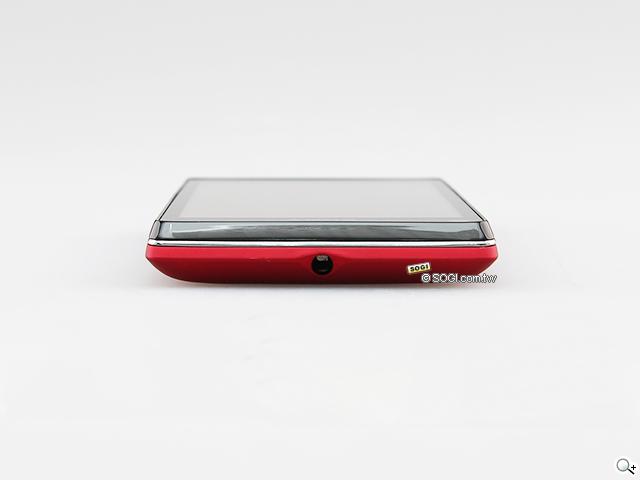 Sony Xperia L再現經典弧形 HDR攝錄輕鬆擁有