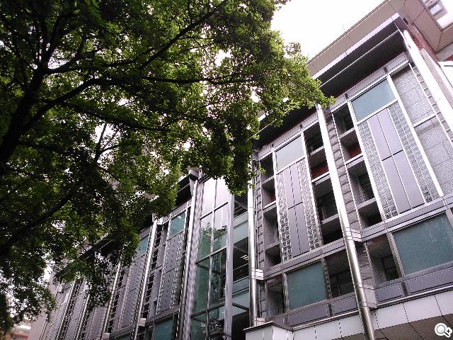 Sony Xperia L再現經典弧形 HDR攝錄輕鬆擁有