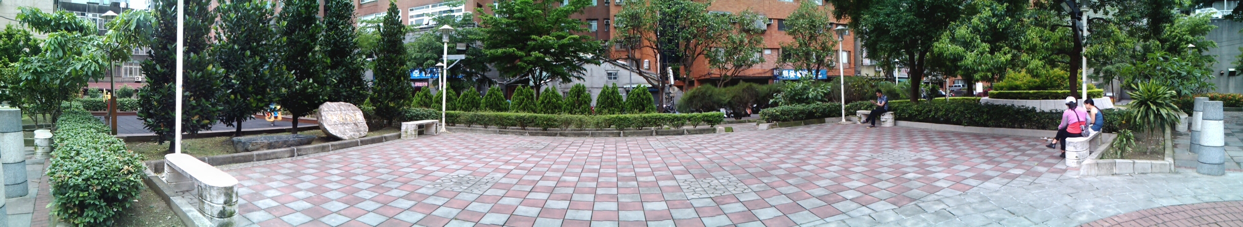 超平價！GSmart Rio R1青春換色 雙卡智慧