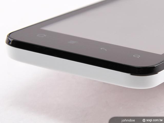 超平價！GSmart Rio R1青春換色 雙卡智慧