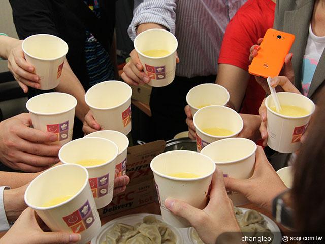 台灣小米通訊成立!小米手機2S可享兩岸三地聯保服務 台灣小米通訊成立!小米手機2S可享兩岸三地聯保服務