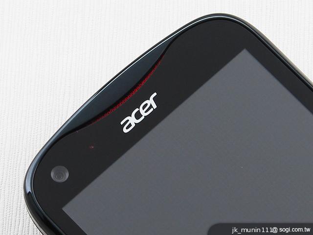 Acer Liquid E2四核雙卡機 雙喇叭、dts音效