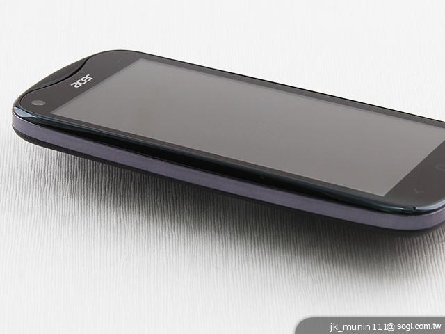 Acer Liquid E2四核雙卡機 雙喇叭、dts音效