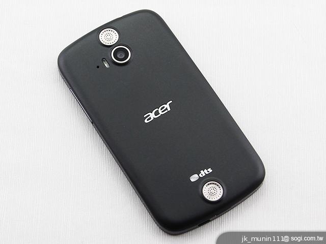 Acer Liquid E2四核雙卡機 雙喇叭、dts音效