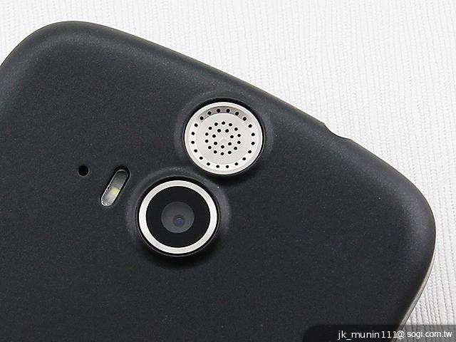 Acer Liquid E2四核雙卡機 雙喇叭、dts音效