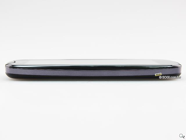 Acer Liquid E2四核雙卡機 雙喇叭、dts音效