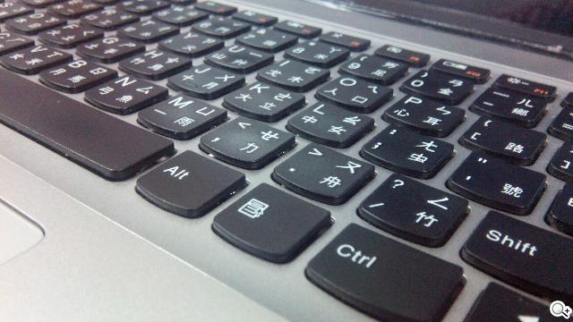 Acer Liquid E2四核雙卡機 雙喇叭、dts音效