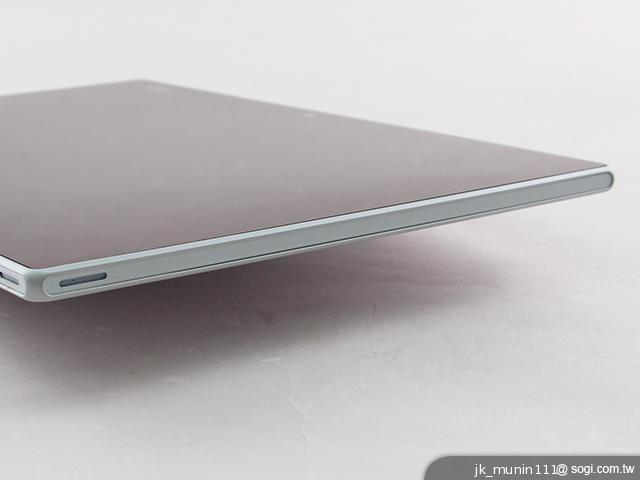 索尼Xperia Tablet Z 全平衡設計、實用配件評析