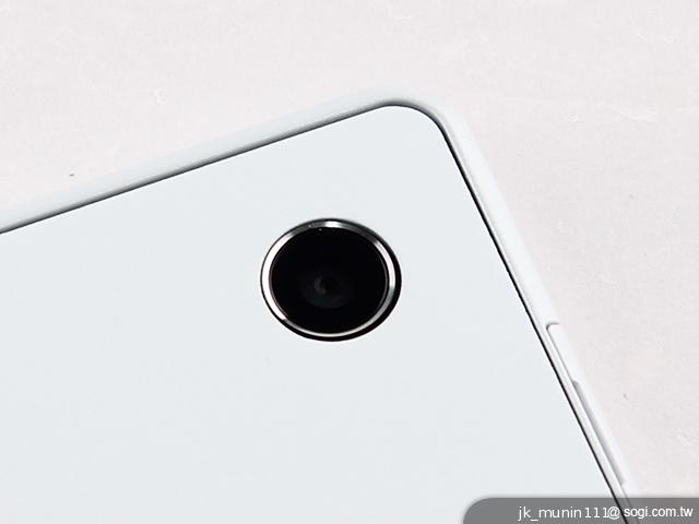 索尼Xperia Tablet Z 全平衡設計、實用配件評析
