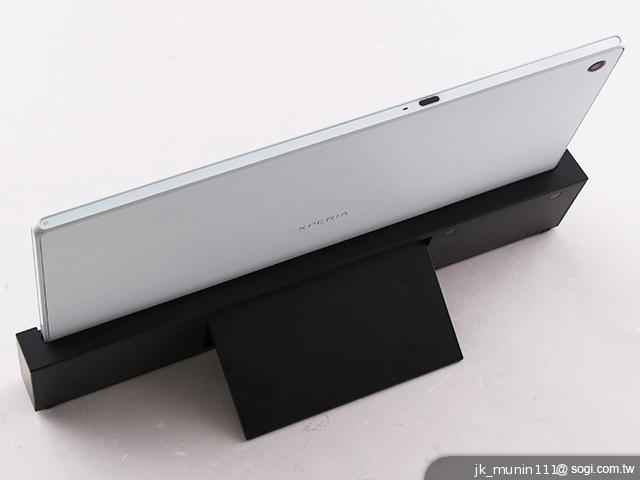 索尼Xperia Tablet Z 全平衡設計、實用配件評析