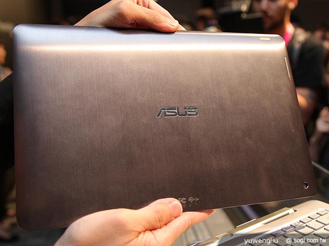 雙系統三段變形ASUS Transformer Book Trio發表【Computex 2013】