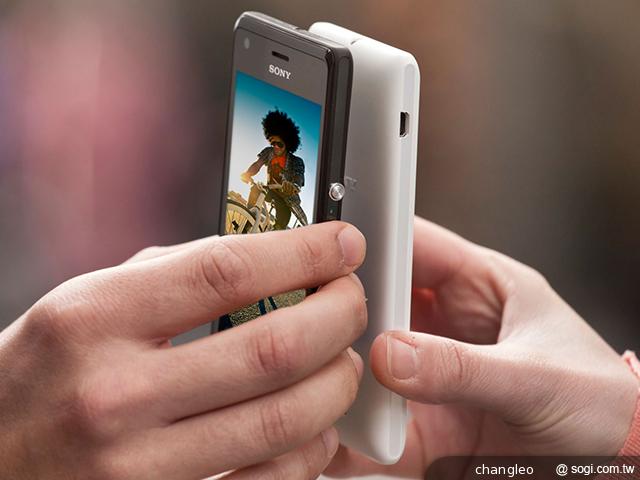索尼推Xperia M、M Dual雙核入門手機