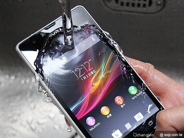 日系風格智慧型手機浪潮正襲台 日系風格智慧型手機浪潮正襲台