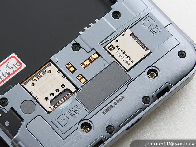 5.5吋FHD大螢幕、樂金旗艦機皇Optimus G Pro