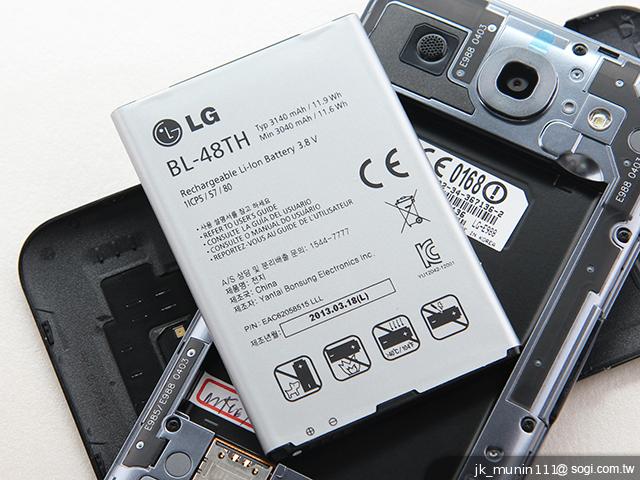 5.5吋FHD大螢幕、樂金旗艦機皇Optimus G Pro