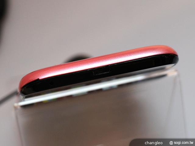 應宏推四核雙卡機INHON G2 中華月繳533 手機0元