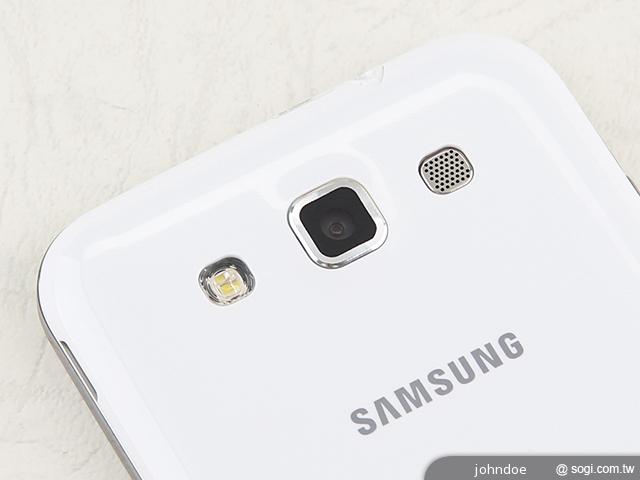 三星GALAXY Win雙卡智慧「國民天王機」平價登場