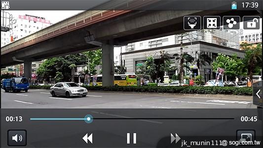 5.5吋FHD大螢幕、樂金旗艦機皇Optimus G Pro